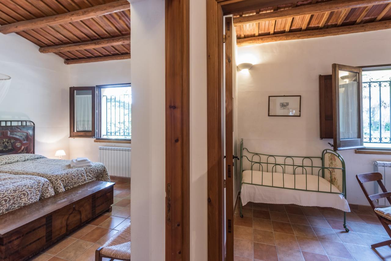 Azienda Agrituristica Tenuta Pizzolungo Erice Exterior foto