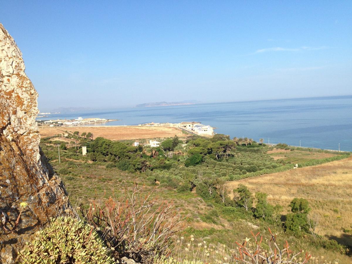 Azienda Agrituristica Tenuta Pizzolungo Erice Exterior foto